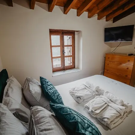 The Stonehouse With Private Bath Spas * Limassol